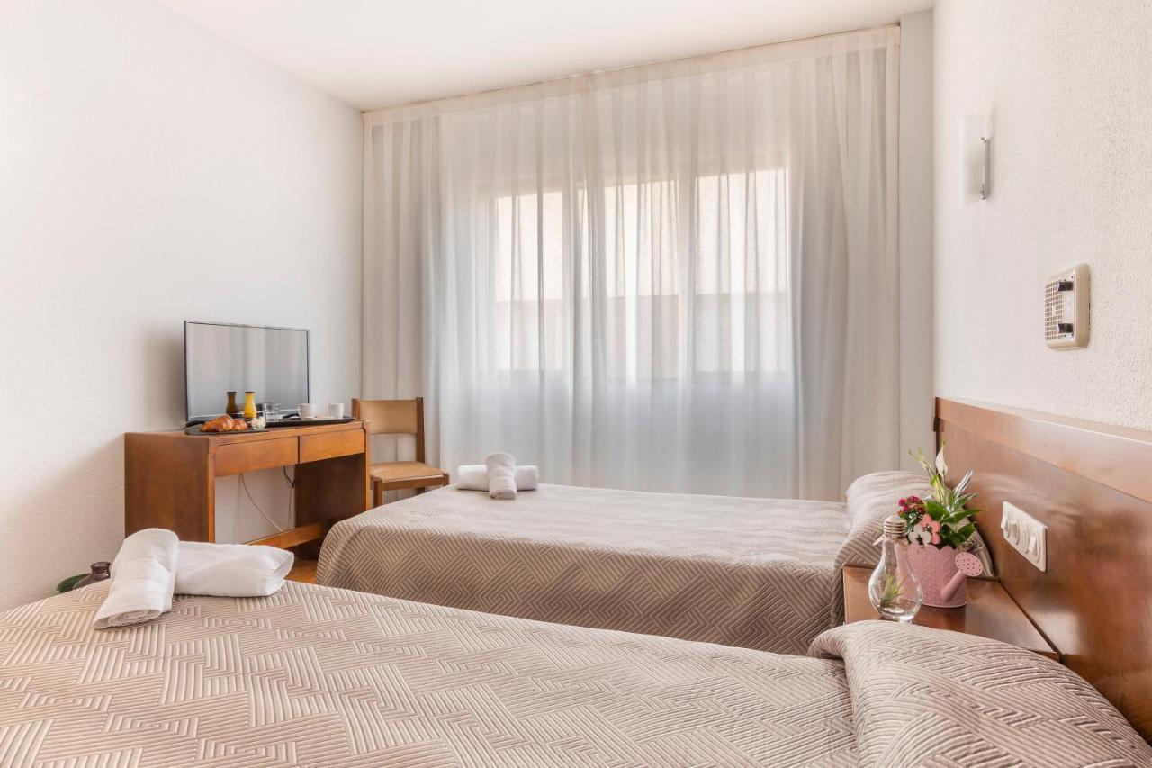 Hotel Sierra De Arcos Андора Екстериор снимка