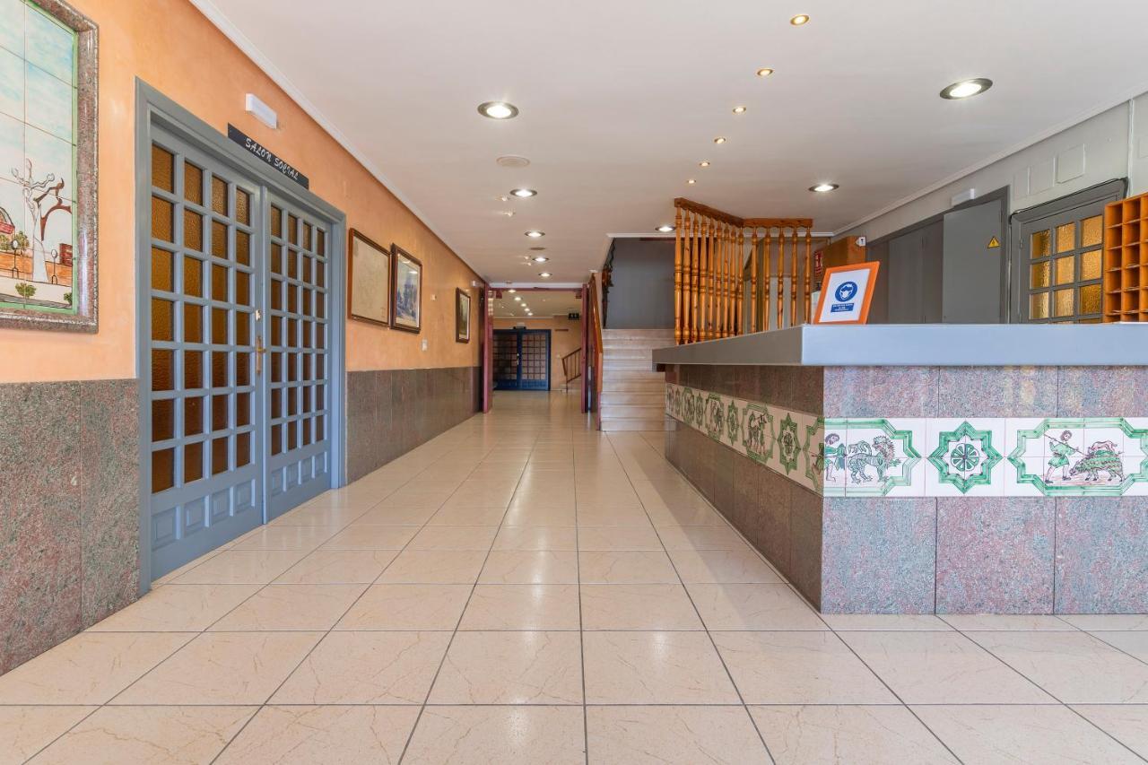 Hotel Sierra De Arcos Андора Екстериор снимка